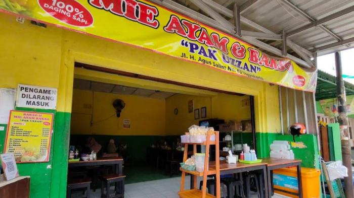 Lingkungan Mie Ayam dan Bakso 