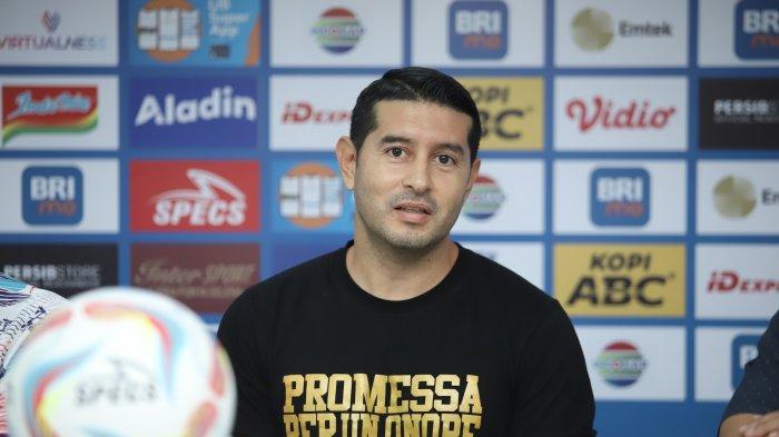 PSS Sleman Kalah dari Persija Jakarta Via Gol Penalti, Esteban Vizcarra Ngaku Kecewa dengan Wasit