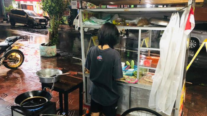 Penjual Pecel lele Kraton 