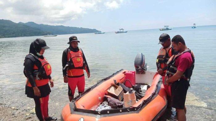 Perahu Nelayan di Ambon Terbalik Diterjang Ombak Besar, 1 Meninggal, 1 Hilang