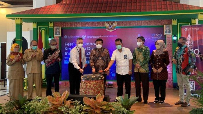 Percepat Pulihan Ekonomi, 7 Pasar dan 1 Mal di DI Yogyakarta Siapkan Pembayaran Nontunai Lewat QRIS