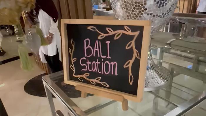 Masakan Bali menjadi tema menu utama dalam minggu pertama 
