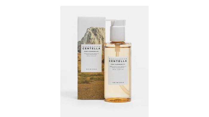 SKIN1004 Madagascar Centella Light Cleansing Oil