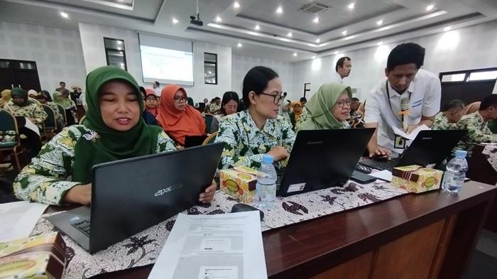 KPP Pratama Wates Kulon Progo Sosialisasikan Aplikasi Core Tax Hingga Layani Aktivasi Akun pada ASN