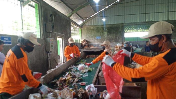 TPS 3R Kemudo Resik Klaten: Olah Sampah Berbasis Integrated Farming Menuju Zero Waste