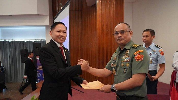 Titus Yuwono KS: Merintis Energi Terbarukan melalui Industri Cangkang Sawit