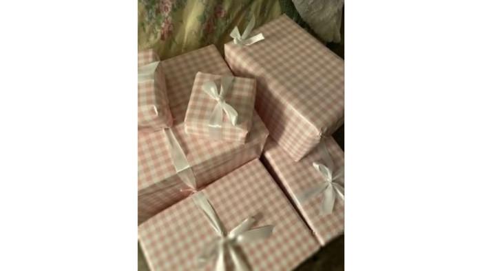Tukar kado saat valentine