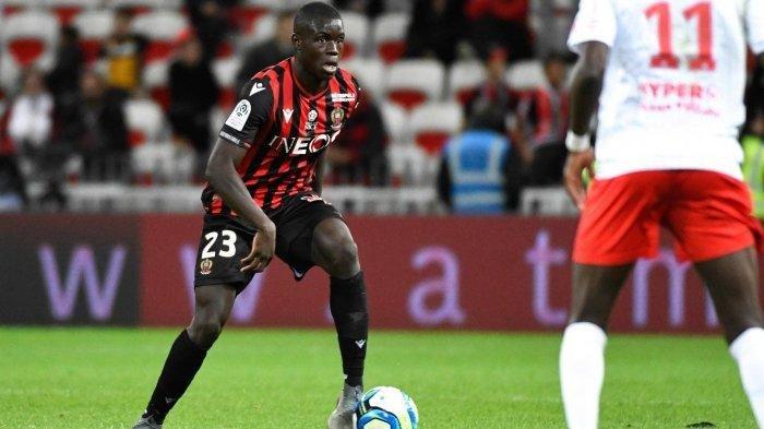 Update Bursa Transfer: AC Milan Gerilya Bek Tengah, Bidik Pemain MU Chelsea ManCity Arsenal