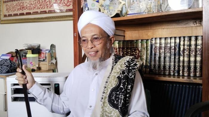 Pendiri sekaligus pengasuh Pondok Pesantren Darul Ashom, Ustaz Abu Kahfi, Jumat (20/2/2026).