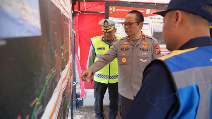 CEK TOL JOGJA-SOLO - Wakapolda DIY bersama jajaran Ditlantas Polda DIY melakukan pengecekan Jalan Tol fungsional Purwomartani-Prambanan, Selasa (10/3/2026).