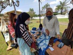 Abhati Tuangkan Konsep Sustainability Pada Kain Batik