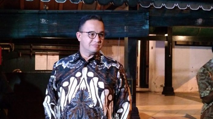 Anies Baswedan Kunjungi Sri Sultan HB X di Kraton Kilen Yogyakarta