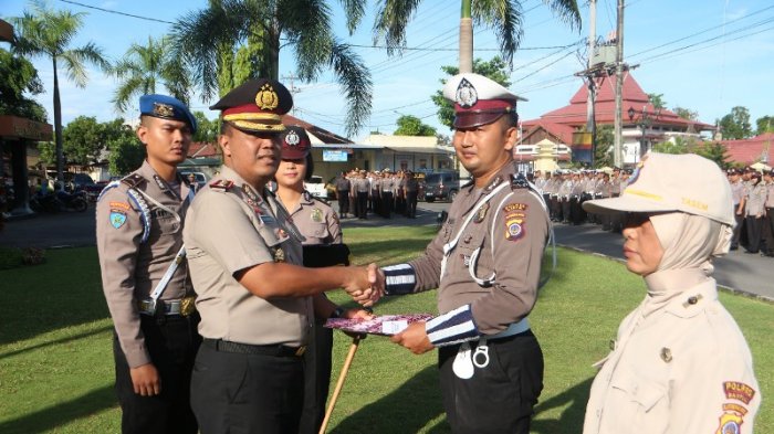 Dinilai Berprestasi, Tiga Orang Ini Dapat Penghargaan dari Kapolres Bantul