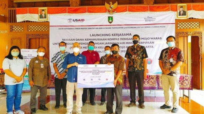 Pembaca Kompas Melalui Yayasan DKK Bantu Pengembangan Jaringan Air Minum untuk Warga