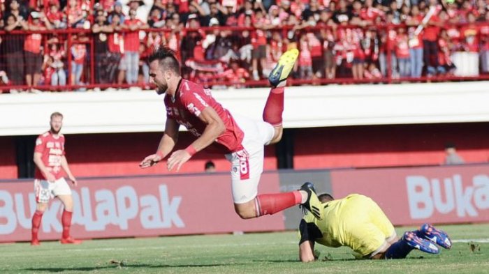 Drama Lima Gol Warnai Kemenangan Bali United Atas Persela Lamongan