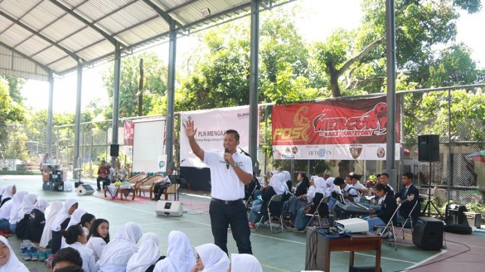 PLN Mengajar di SMA Negeri 2 Yogyakarta