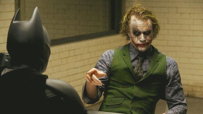 Cuplikan dari The Dark Knight (2008)
