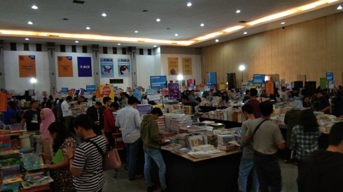 Antusiasme Pengunjung di Hari Terakhir Gelaran BIg Bad Wolf di JEC