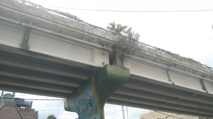 DPUPKP Perbaiki Pipa Karatan di Jembatan Layang Lempuyangan Yogyakarta
