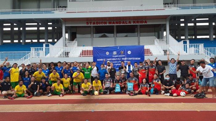 Peringati Dies Natalis ke-71 UGM, Kagama FC Jalin Silaturahmi Lintas Angkatan Lewat Sepak Bola
