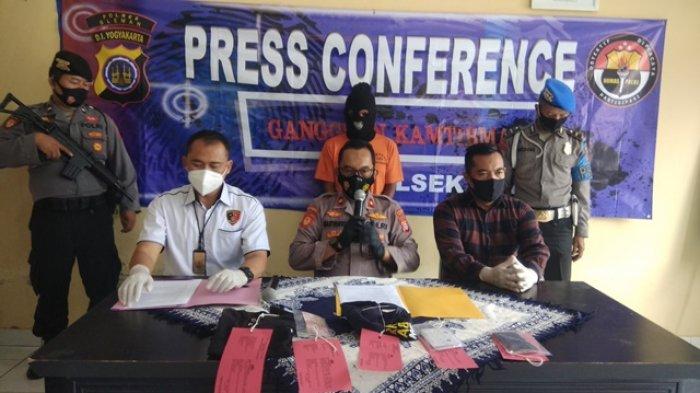 Mengaku Sebagai Polisi Berpangkat Aiptu, Kakek 50 Tahun Tipu Seorang Janda di Sleman