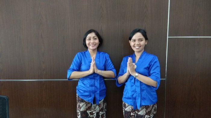 Peringati Hari Kartini, Karyawan RS Siloam Kenakan Pakaian Adat