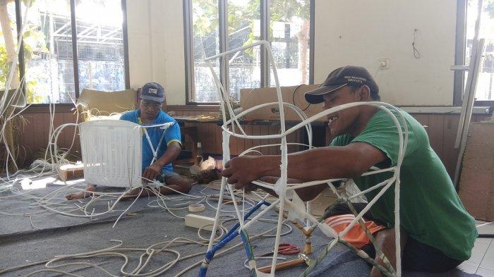 Keterbatasan Fisik Tak Halangi Binaan Yayasan Penyandang Cacat Mandiri Bantul Ini untuk Berkarya