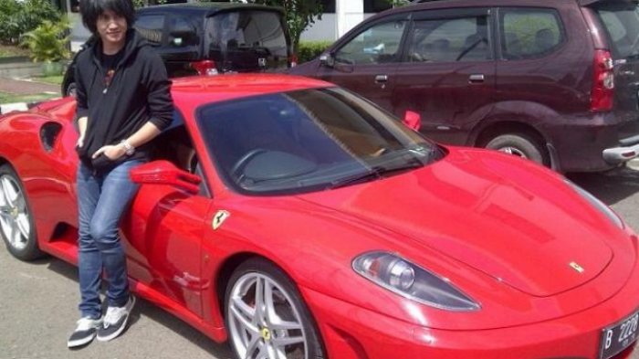 Kevin Aprilio dan Ayahnya Kena Tipu Rp8,5 Miliar