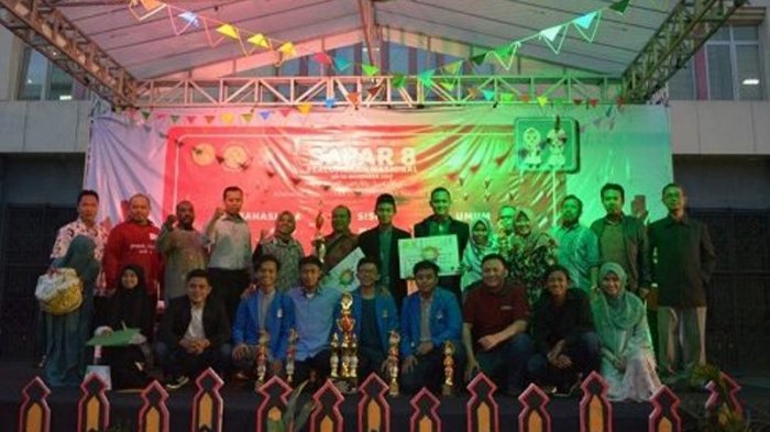 UII Juara Umum Semarak Festival Arab