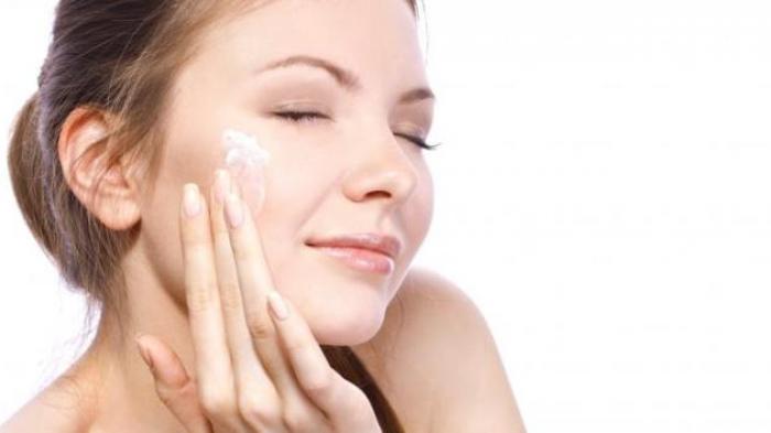 5 Makanan yang Bikin Kulit Semakin Kering