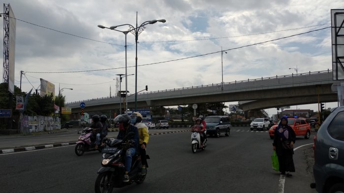 Lalu Lintas Lancar di Simpang Jombor Siang Ini