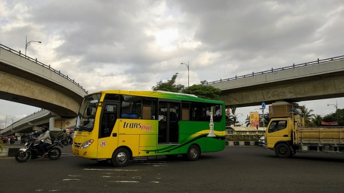 Lalu Lintas Simpang Jombor Ramai Lancar Sore Ini