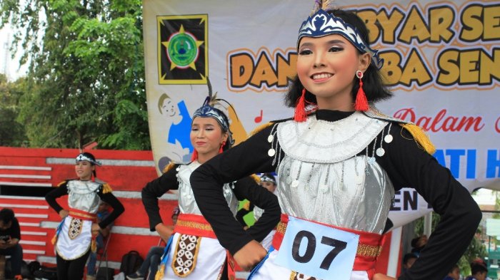 Meriahnya Kreasi Senam Angguk Warga Kulonprogo