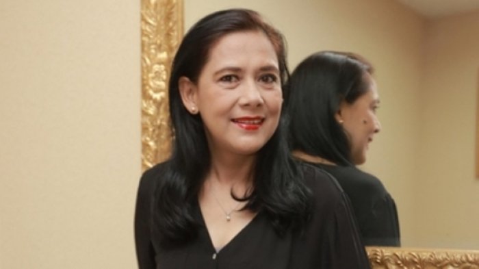 KABAR ARTIS: Tak Hanya Terjadi Pada Baim Wong, Lydia Kandou Juga Temukan Ular di Tempat Tidurnya