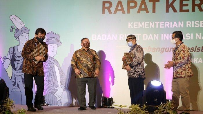 Menristek Bentuk Tim Akselerasi Vaksin Merah Putih