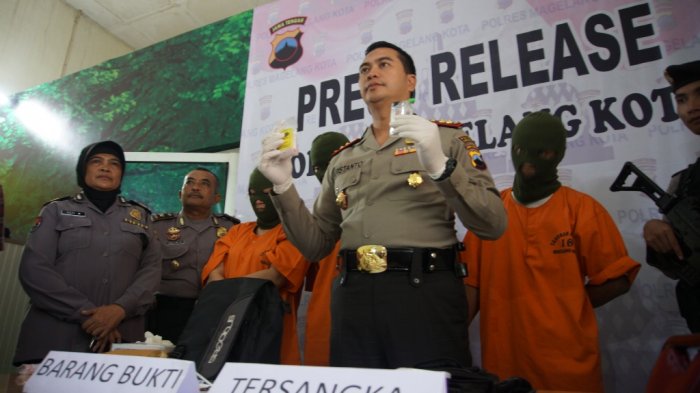 Kakak Beradik di Magelang Ditangkap Saat Hisap Sabu-sabu
