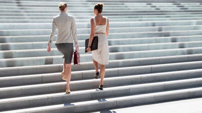 Pangkas Berat Badan 5kg Sebulan Hanya dengan Naik Turun Tangga