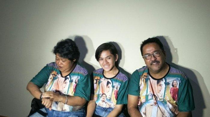 Rano Karno Antusias Sambut Pemutaran Perdana Si Doel The Movie 2