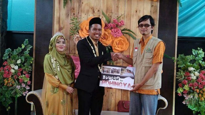 Subhanallah, Pasangan Pengantin Ini Sumbangkan Seluruh Amplop dari Tamu untuk Muslim Rohingya