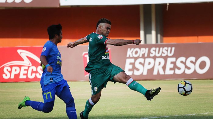 Update Skor Live Streaming TV One PSS Sleman vs Persita Tangerang - PSS Cetak Dua Gol