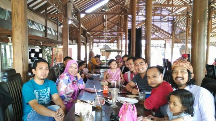 Reuni Bisa Jadi Ajang Berbagi