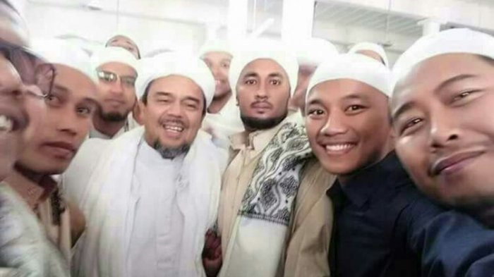 Rizieq Shihab Minta Alumni 212 Doakan Anies-Sandi dan Bantu Agar Sukses Pimpin Jakarta