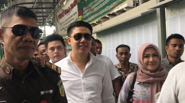 Sidang Perdana Trio Ikan Asin: Berat Badan Galih Ginanjar Turun 7 Kg, Barbie Kumalasari Tak Hadir