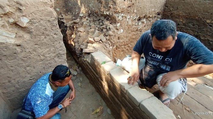 Dasar Benteng Sisi Timur Keraton Pleret Ditemukan, Lebarnya 2,6 Meter Terdiri Susunan Bata Merah