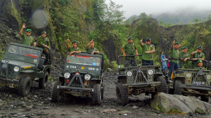 Offroad Keliling Merapi, “Baju Loreng” Curi Perhatian