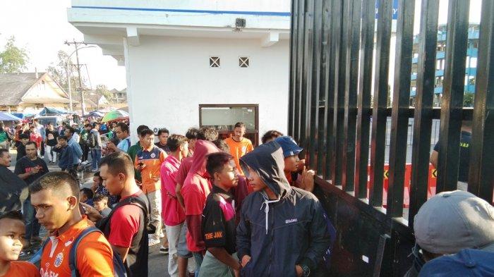 Suporter Persija Jakarta Mulai Berdatangan ke Maguwoharjo
