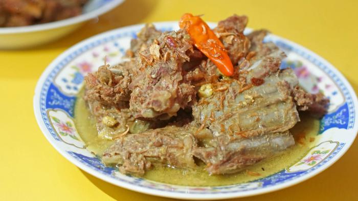 Rekomendasi Kuliner Jogja: 5 Warung Tengkleng yang Terkenal Menggugah Selera