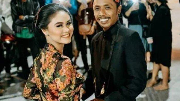 Dwinda Ratna Kali Pertama Tahu Mas Pur Tukang Ojek Pengkolan dari Google Lalu Turun ke Hati