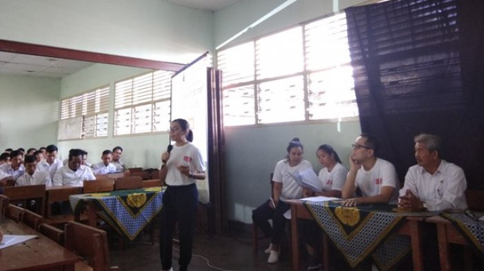 Uniqlo Sambangi SMK Tamansiswa Yogya untuk Berbagi Ilmu Mengenai Industri Retail