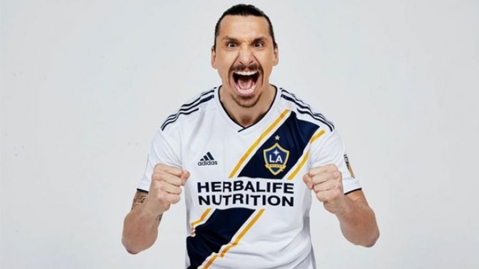 LIGA ITALIA: Langkah Ibrahimovic Menuju AC Milan Kian Mulus Gara-gara Pernyataan Sabatini